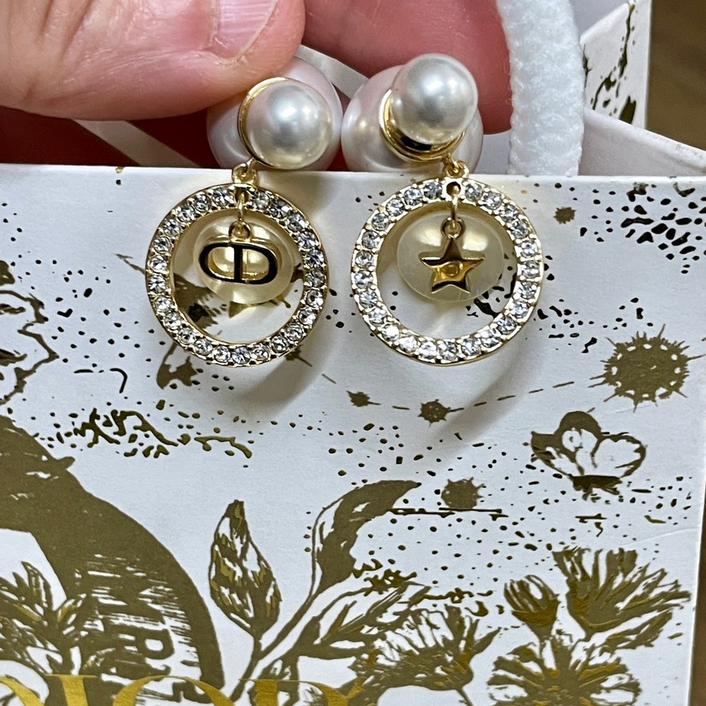 Dior - Picture 5 of 13